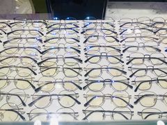-横岗眼镜城