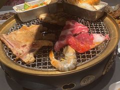-山焱·炭火自助烤肉(周浦万达店)