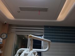 -上海仁爱医院口腔科 · 种植