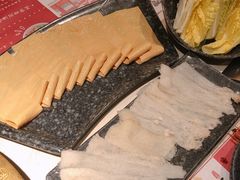 老哥炸豆皮-哥老官重庆美蛙鱼头(西湖银泰十一哥店)