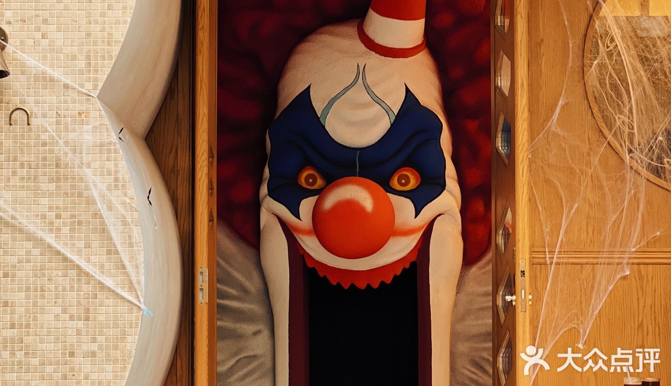 🎃西湖边惊现惊魂小丑屋‼️杭州万圣节开卷啦🤡