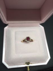 -威德钻石-克拉钻大本营(南京东路店)