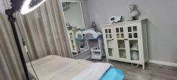 -一个差评成就的纹眉店