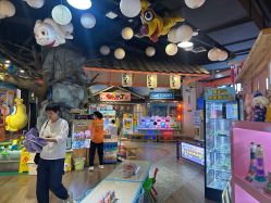 -卡通尼乐园(新达汇三林店)