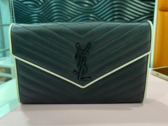 -聚云奢二手奢侈品黄金手表包包回收·中古店(中福城店)