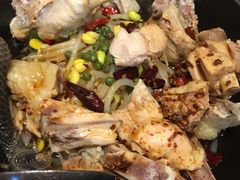 -云海肴·汽锅鸡·云南菜(天山百盛优客店)