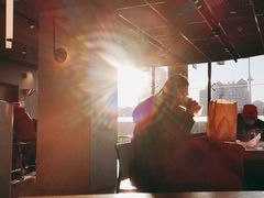 -麦当劳(展览路店)