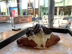 奥利奥羊角包-OUR Bakery(三里屯太古里店)