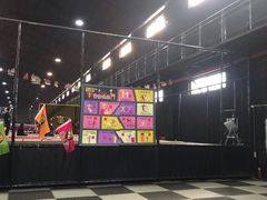 -嘿哟动霸CHUA·新潮玩运动娱乐中心·蹦床滑冰团建乐园