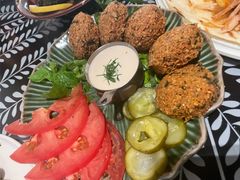 -ELI FALAFEL Lebanese&Mediterranean黎巴嫩美食(富城路店)