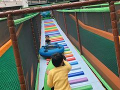 -蒙特利亲子乐园