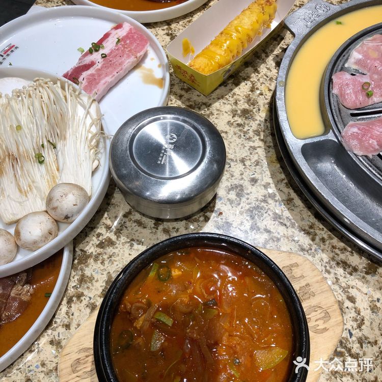 狼吞虎咽超满足