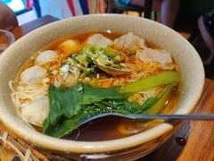 馄饨竹升面-全渔村小海鲜