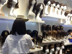 -LAQUEEN 时尚健康假发(万象城总店)