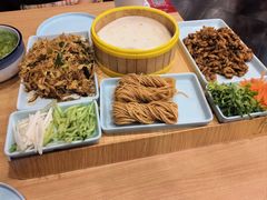 -宏状元现熬粥·京味菜(黄寺大街店)