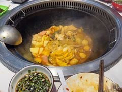 -地锅公社·现炒地锅鸡·地锅鱼·夜宵(罗锦路店)