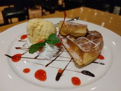 华夫饼配香草冰激凌-兰特伯爵西餐厅·啤酒屋(方庄店)