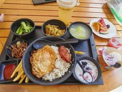 -腾冲洞山温泉村