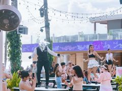 -FINNS Beach Club