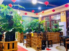 -一品山珍花园餐厅(瑞丽市姐岗路店)