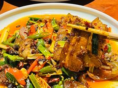 -辣不二地道川菜(汉水路店)