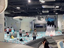 -MINI MARS KIDS CLUB亲子家庭中心(长宁天山店)