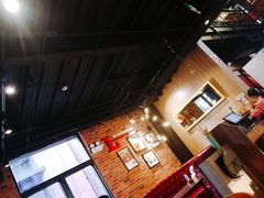 -拉亚汉堡经典餐厅(商城路店)
