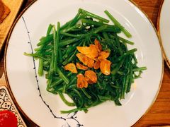 -Hoang Yen Vietnamese Cuisine