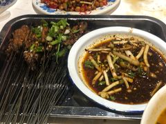 牛肉串-丹虾|文和友小龙虾·烙锅(陕西路旗舰店)