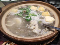 砂锅鸭血粉丝-古都历食南京菜·烤鸭·鸭血粉丝·汤包(南京博物院店)
