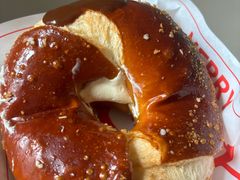 -HOT CRUSH趁热集合·现烤面包(环球港店)