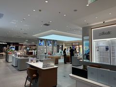 -宝岛眼镜·星创视光中心·林德伯格·奢品集合(北京世纪金源店)