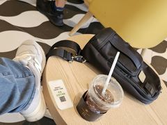 -星巴克臻选(莘庄仲盛店)