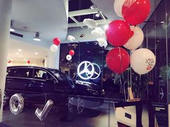 -上海星瀚奔驰4S店(长寿路店)