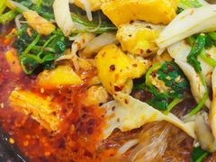 -箐山海鲜砂锅麻辣烫