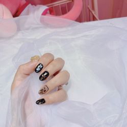 -米小兔美甲美睫