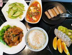 -玥奢国际母婴护理中心(滨江宝龙店)