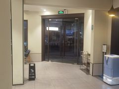 -汉庭(上海虹桥路地铁站店)