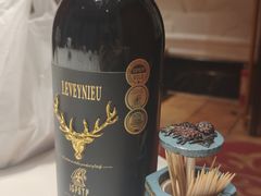 -湖北三五醇酒店·35年新楚菜