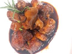 圆苑红烧三宝-圆苑(金茂店)