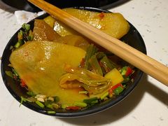 -钢管厂五区小郡肝串串香(奥克斯广场锦城万达店)