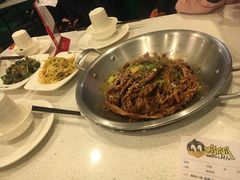 -张大师鸭爪爪特色干锅(南湖店)