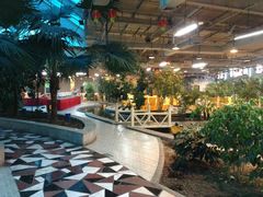 景观位-红栌温泉山庄生态美食餐厅