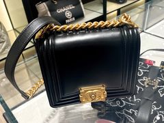 -CHANEL(恒隆广场店)