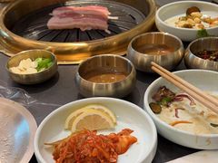 -韩白山·朝鲜族烤牛肉·酱蟹(长宁龙之梦店)