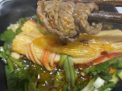 -独食火锅·半米屋台(直营总店)