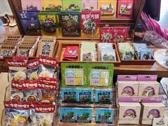 -半山书局(新世纪商城店)