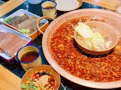-巴隆门重庆老火锅(太湖路店)