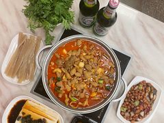 -彭记铁锅肥肠(东四总店)