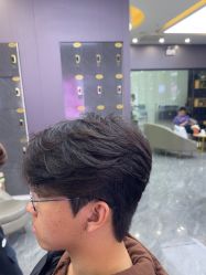 -藤野造型烫染·漂发